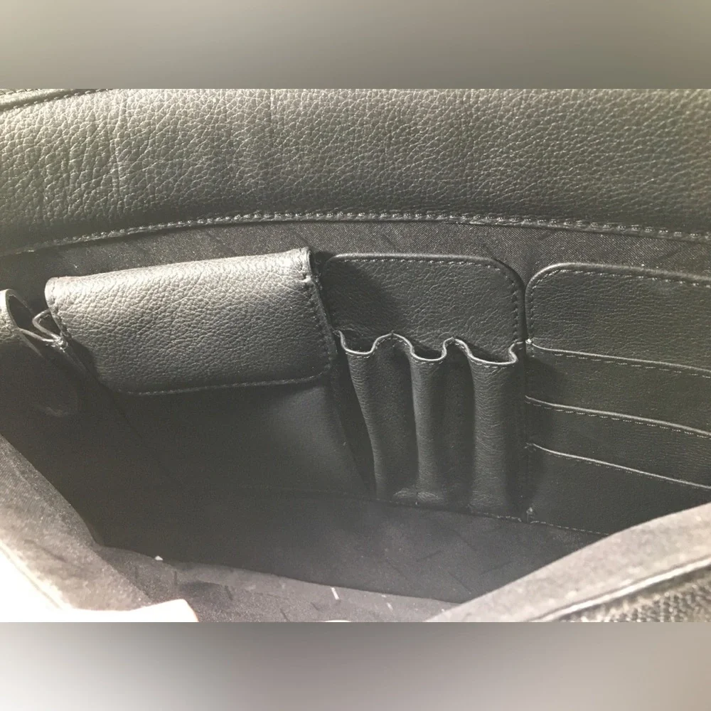 Samsonite Black Leather Briefcase Business Laptop Computer Shoulder Flapover Bag